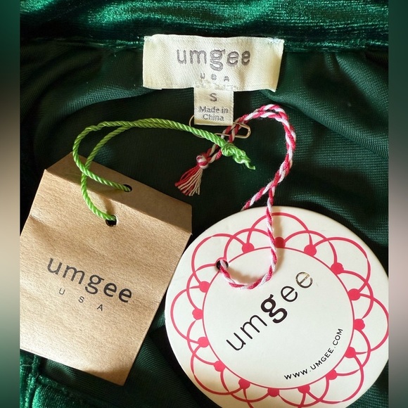 UMGEE Feminine Emerald Green Velvet Sequins Tiered Back Button Down Tunic S NWT - Picture 11 of 12